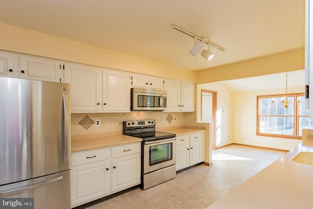 1 GREAT BRIDGE CT, Medford, NJ 08055