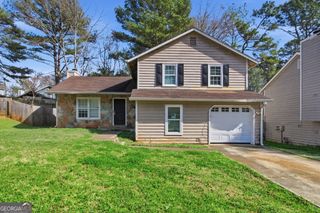 917 Lake Watch Drive, Stone Mountain, GA 30088