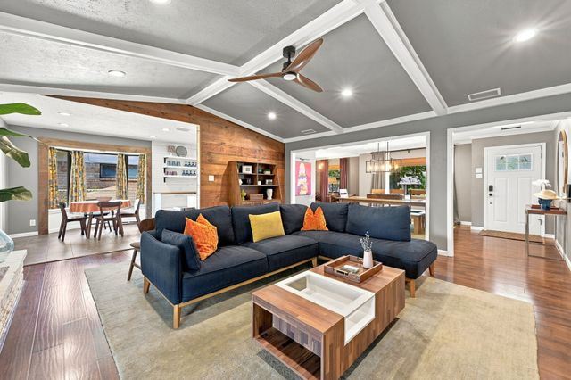 1540 Brook Valley Lane, Dallas, TX 75232