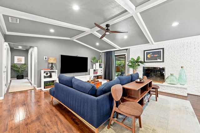 1540 Brook Valley Lane, Dallas, TX 75232