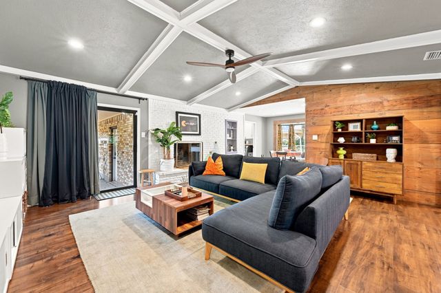 1540 Brook Valley Lane, Dallas, TX 75232