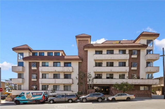 1271 Granville Avenue 102, Los Angeles, CA 90025