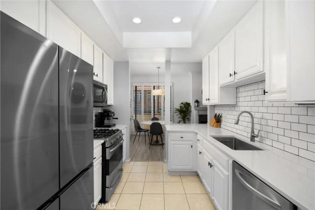 1271 Granville Avenue 102, Los Angeles, CA 90025