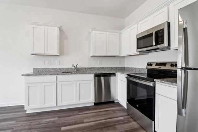 3004 Osier Circle, Douglasville, GA 30135