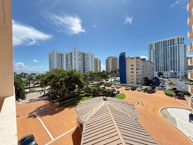 1865 S Ocean Dr 5H, Hallandale Beach, FL 33009