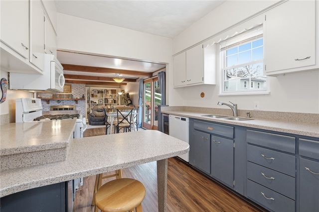 380 5th St, Beaver, PA 15009