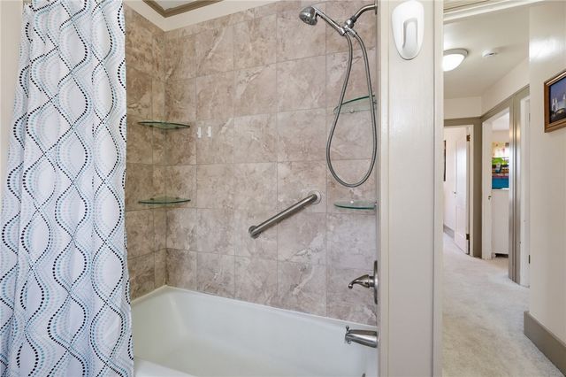 380 5th St, Beaver, PA 15009