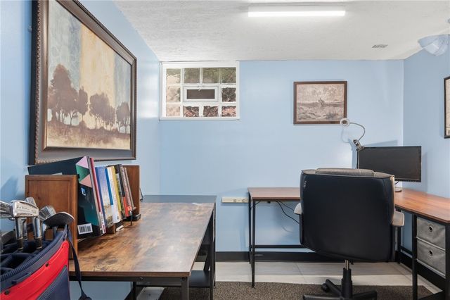 380 5th St, Beaver, PA 15009