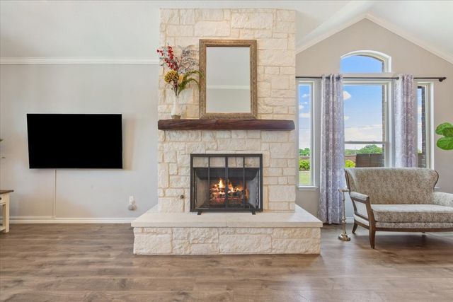 101 Rancho Lorena Drive, Lorena, TX 76655