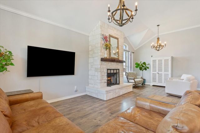 101 Rancho Lorena Drive, Lorena, TX 76655