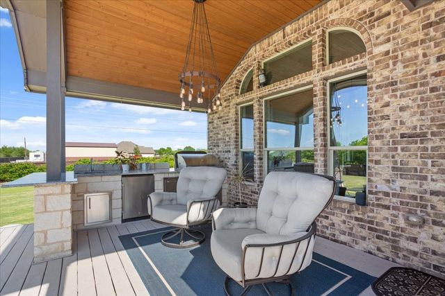 101 Rancho Lorena Drive, Lorena, TX 76655