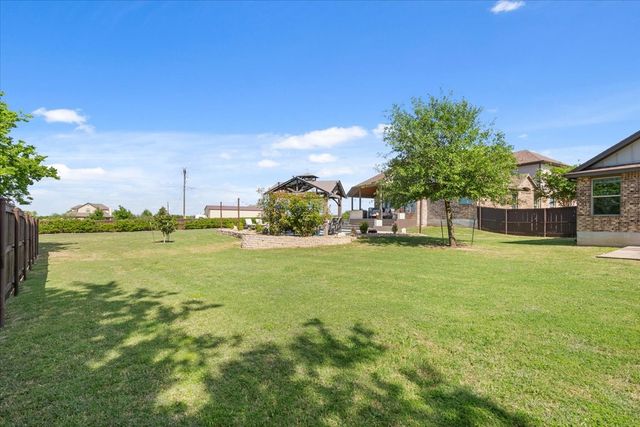 101 Rancho Lorena Drive, Lorena, TX 76655