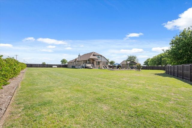 101 Rancho Lorena Drive, Lorena, TX 76655