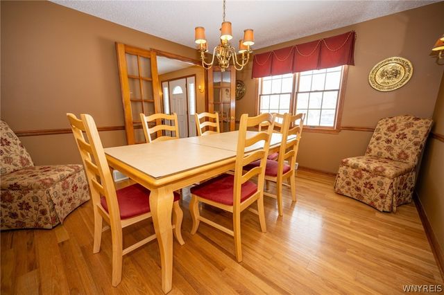 16 Buckhorn Court, Grand Island, NY 14072