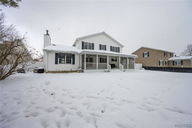 16 Buckhorn Court, Grand Island, NY 14072