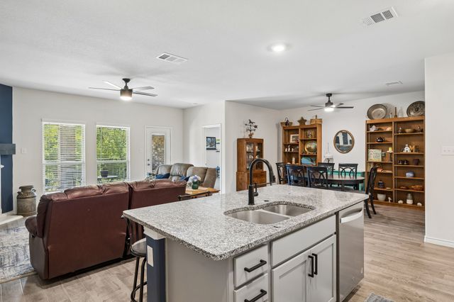 3440 Brady Starr Drive, Aubrey, TX 76227