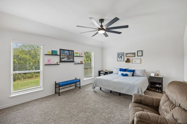 3440 Brady Starr Drive, Aubrey, TX 76227