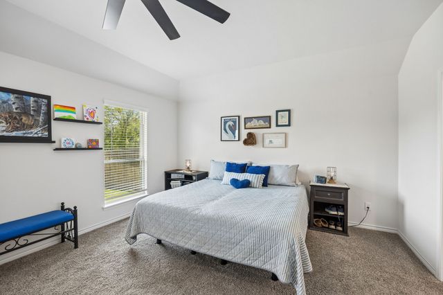 3440 Brady Starr Drive, Aubrey, TX 76227