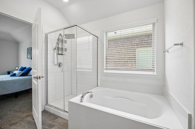 3440 Brady Starr Drive, Aubrey, TX 76227