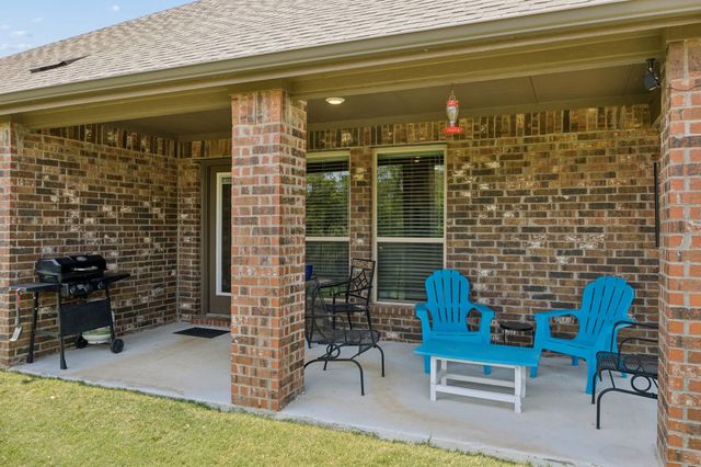 3440 Brady Starr Drive, Aubrey, TX 76227