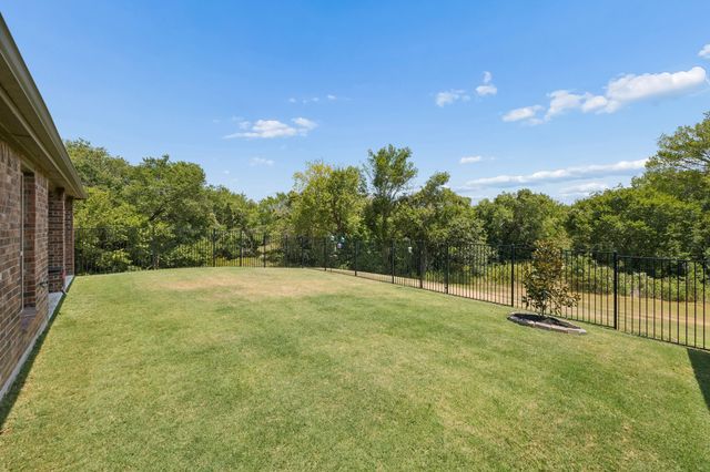 3440 Brady Starr Drive, Aubrey, TX 76227