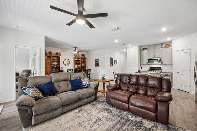 3440 Brady Starr Drive, Aubrey, TX 76227