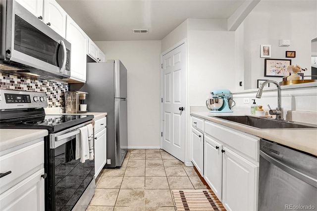 5255 Memphis Street 1023, Denver, CO 80239