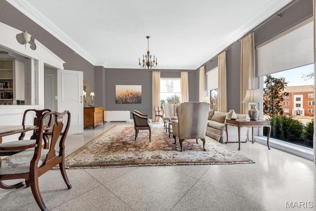 900 S Hanley Road 12E, Clayton, MO 63105