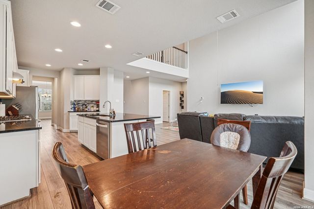 2243 TIPTOP LN, San Antonio, TX 78253