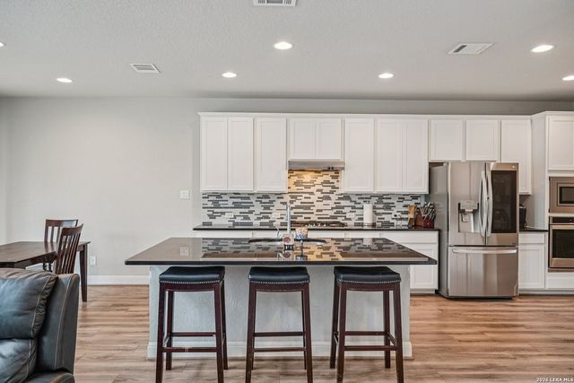 2243 TIPTOP LN, San Antonio, TX 78253