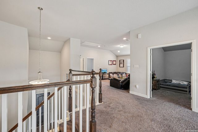 2243 TIPTOP LN, San Antonio, TX 78253