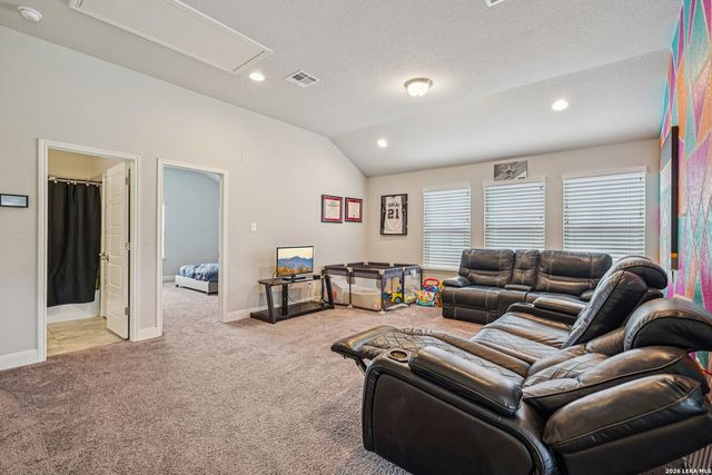 2243 TIPTOP LN, San Antonio, TX 78253