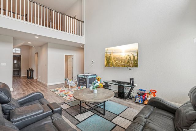 2243 TIPTOP LN, San Antonio, TX 78253