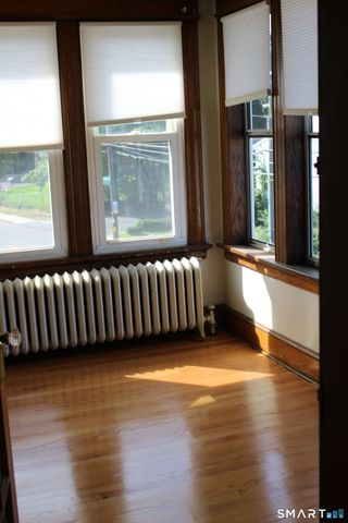 195 Highland Avenue 3, Waterbury, CT 06708