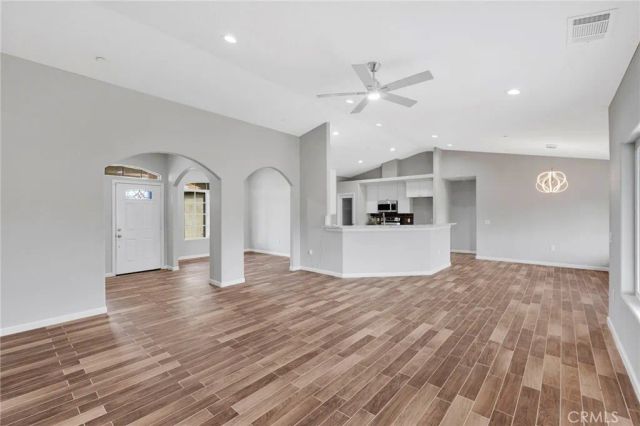 17995 Seaforth Street, Hesperia, CA 92345