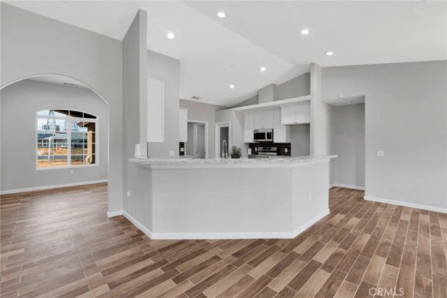 17995 Seaforth Street, Hesperia, CA 92345