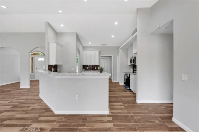 17995 Seaforth Street, Hesperia, CA 92345