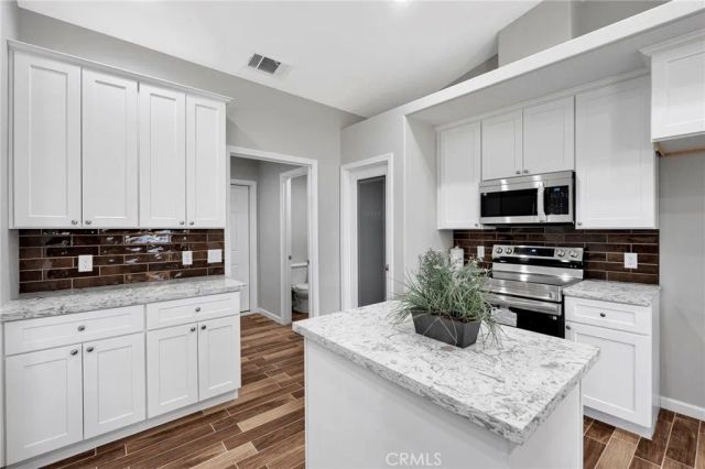 17995 Seaforth Street, Hesperia, CA 92345