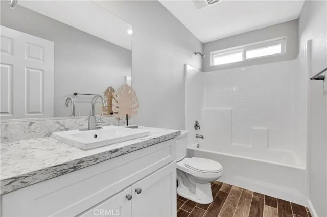 17995 Seaforth Street, Hesperia, CA 92345