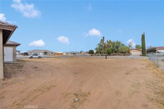 17995 Seaforth Street, Hesperia, CA 92345