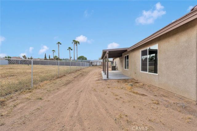 17995 Seaforth Street, Hesperia, CA 92345