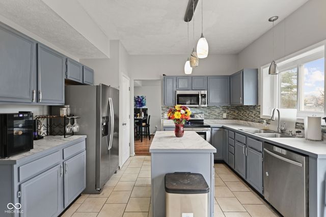 5032 Deer Creek Place, Indianapolis, IN 46254