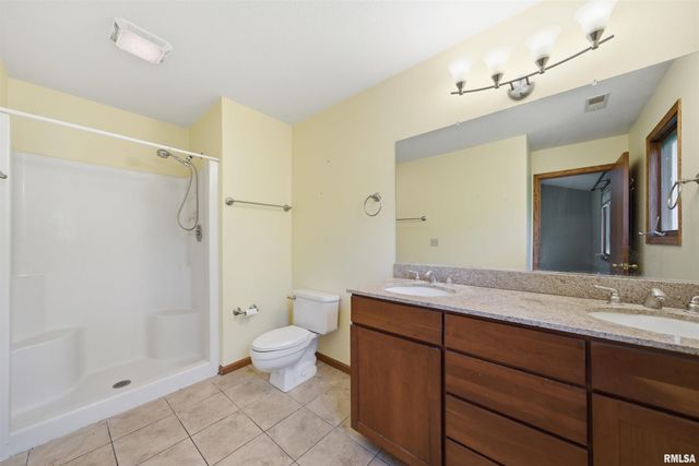 6022 W RIDGECREST Circle, Peoria, IL 61615