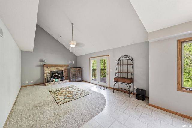 6022 W RIDGECREST Circle, Peoria, IL 61615
