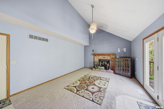 6022 W RIDGECREST Circle, Peoria, IL 61615