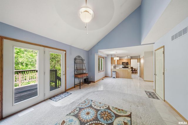 6022 W RIDGECREST Circle, Peoria, IL 61615