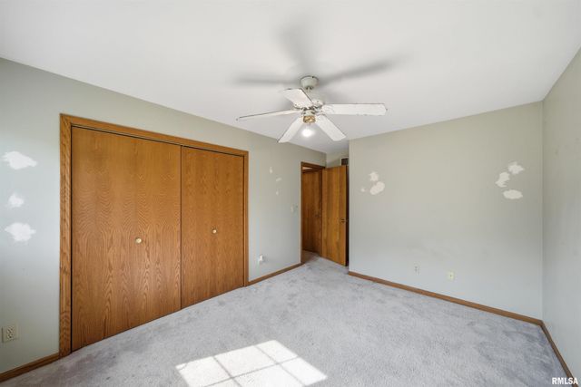 6022 W RIDGECREST Circle, Peoria, IL 61615