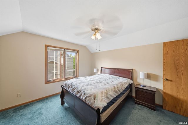 6022 W RIDGECREST Circle, Peoria, IL 61615
