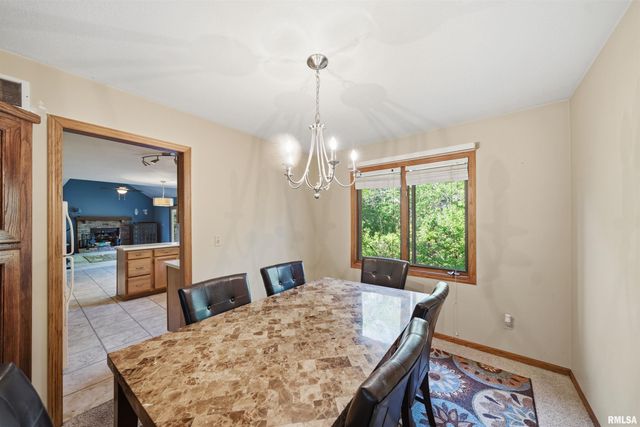 6022 W RIDGECREST Circle, Peoria, IL 61615