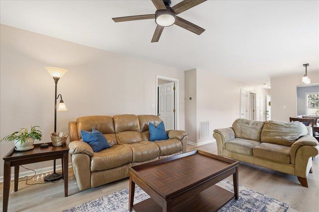 314 Calhoun Estates Drive, Spartanburg, SC 29307